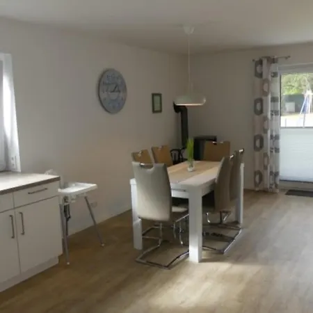 Prázdninový dům 6 Personen Mit Zwei Duschen Und Toiletten, Sauna, Whirlpool Und Kaminofen In Otterndorf