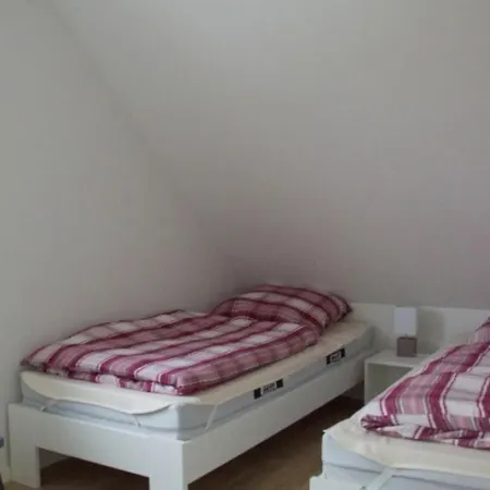 Prázdninový dům 6 Personen Mit Zwei Duschen Und Toiletten, Sauna, Whirlpool Und Kaminofen In Otterndorf